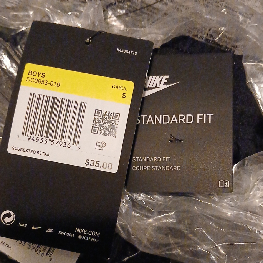 2 Nike Boys Joggers Pants